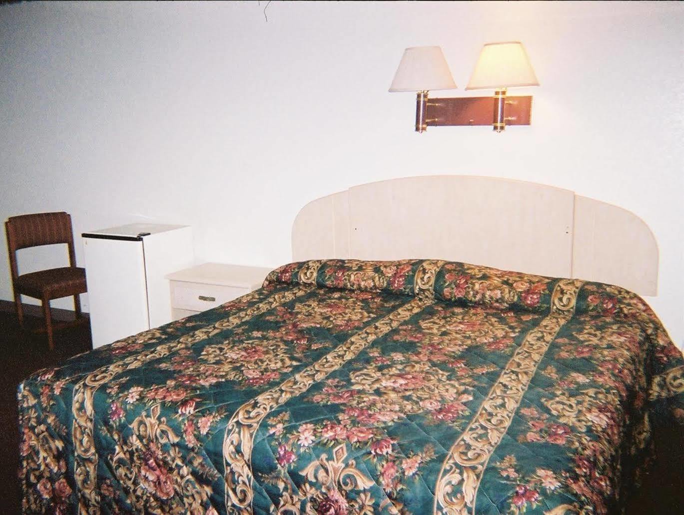Budget Inn Wentzville Kültér fotó