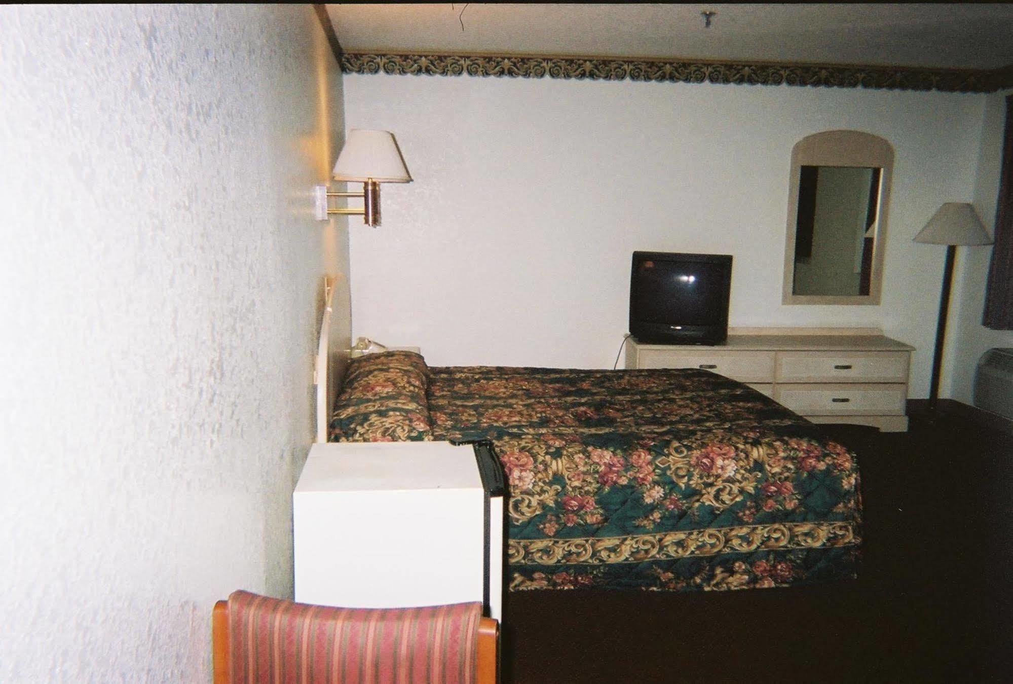 Budget Inn Wentzville Kültér fotó