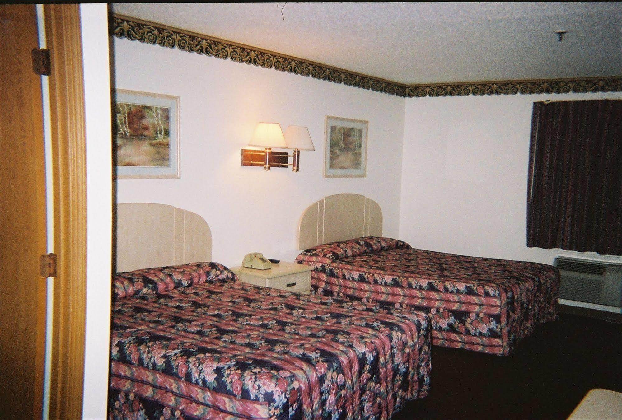 Budget Inn Wentzville Kültér fotó