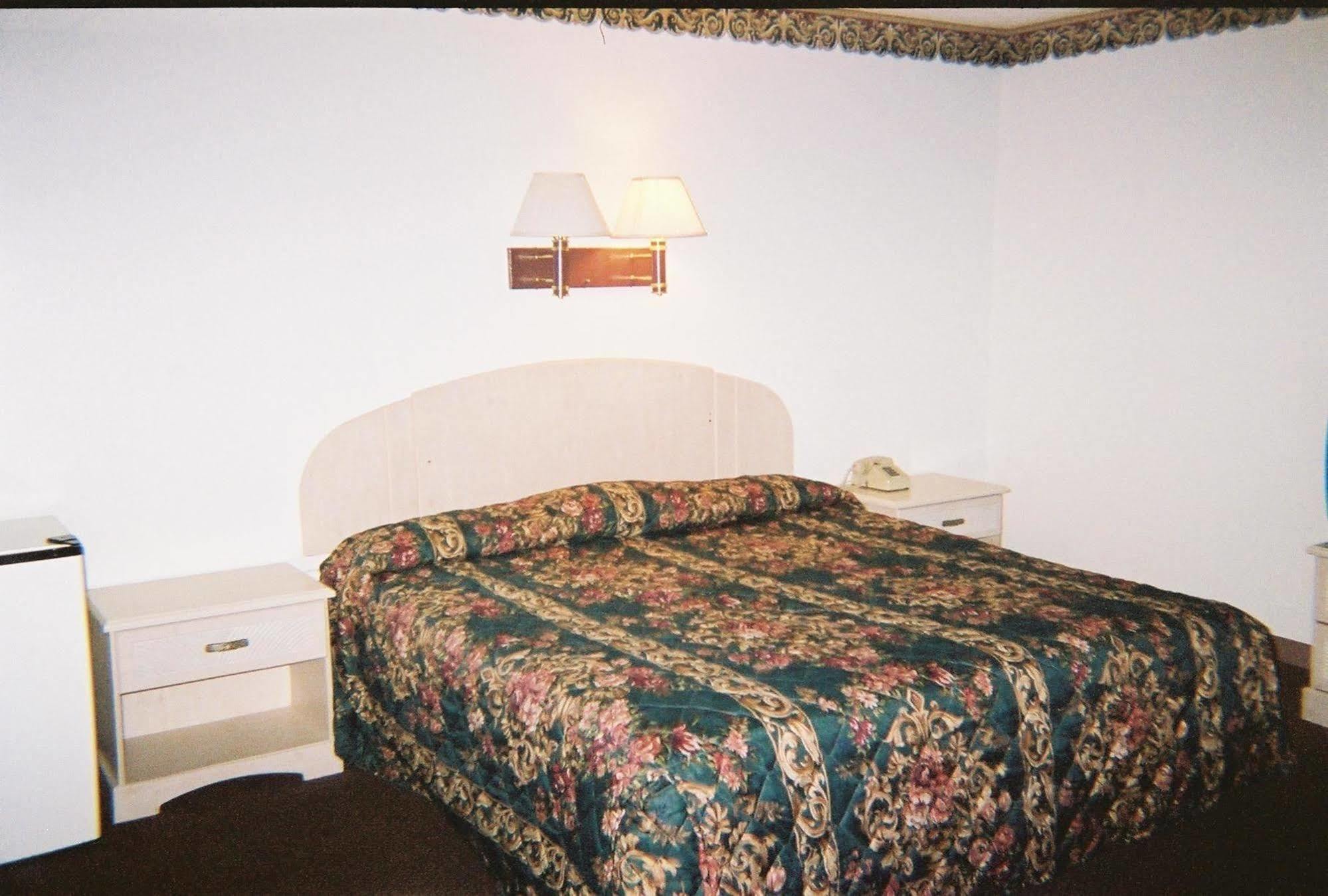 Budget Inn Wentzville Kültér fotó