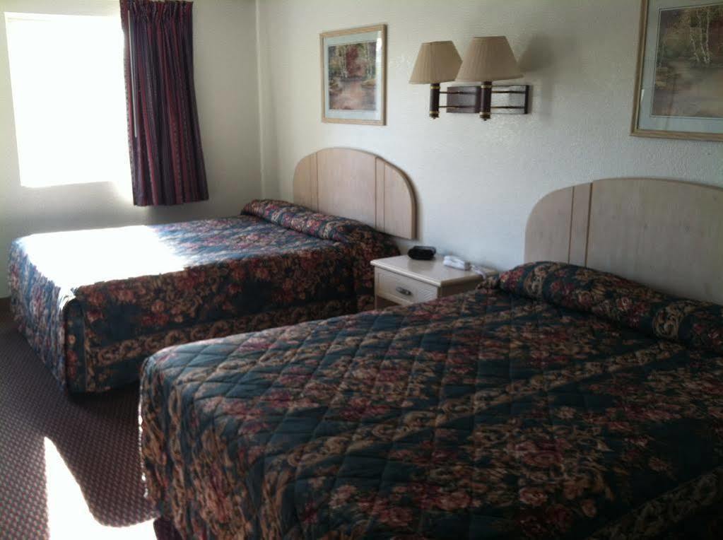 Budget Inn Wentzville Kültér fotó